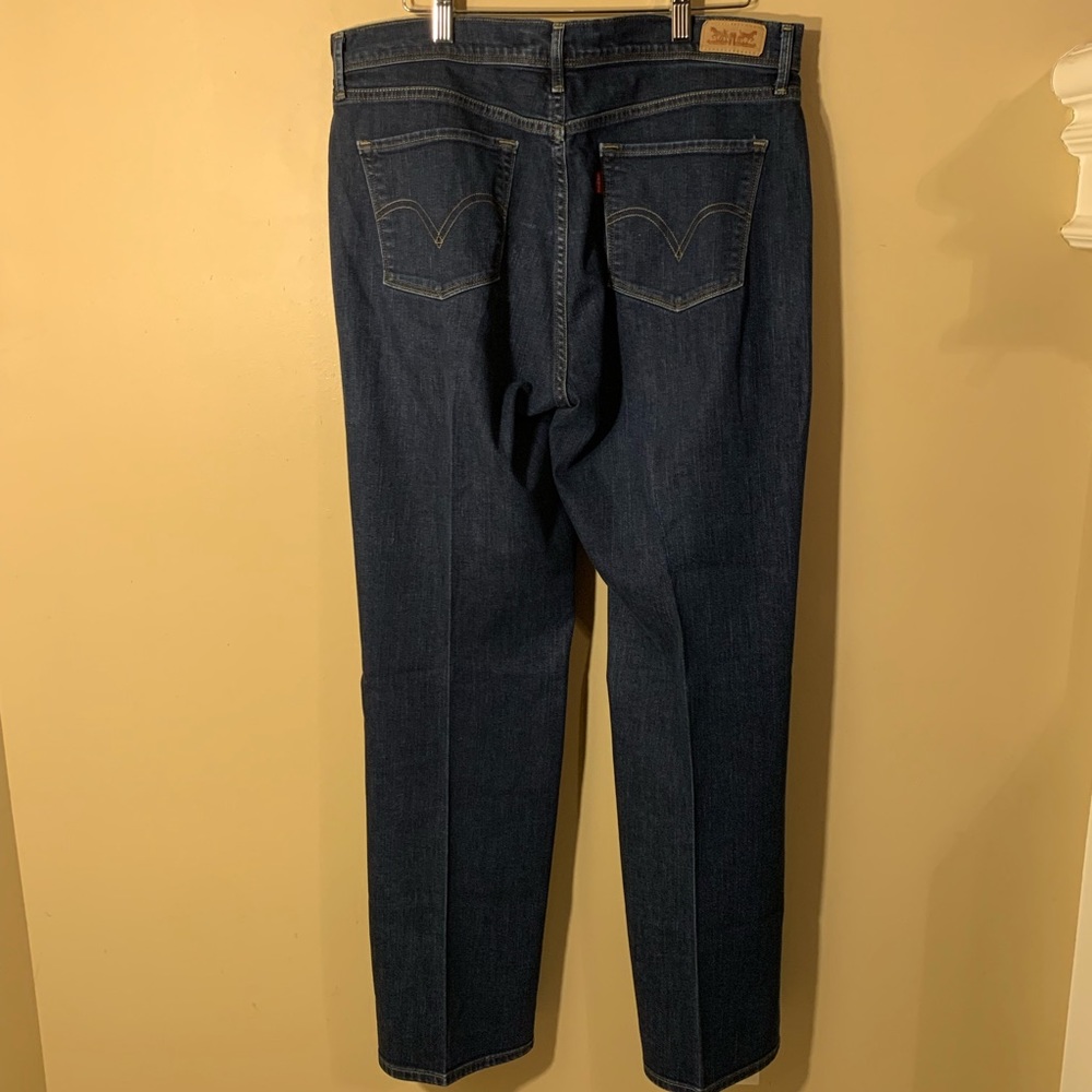 Levi’s - Picture 6 of 6